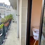 Great Apartment Near Eiffel Tower